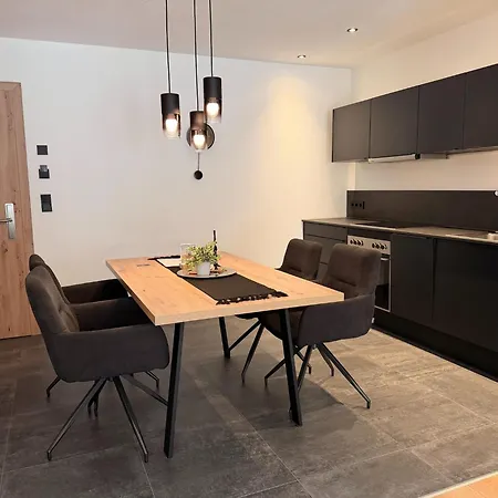 Appartamento In Near Lift